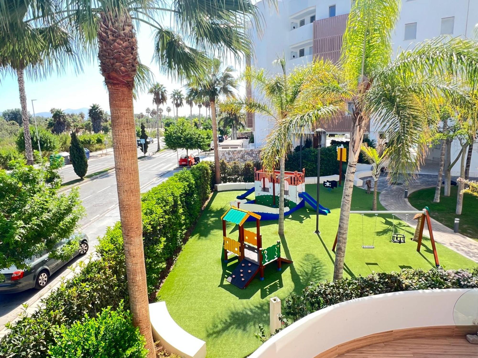 Pushe Playa Granada Beach&Golf 4 Мотриль Экстерьер фото